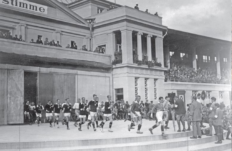 Fußballspiel Deutschland Finnland bei der Arbeiterolympiade 1925, Wikipedia